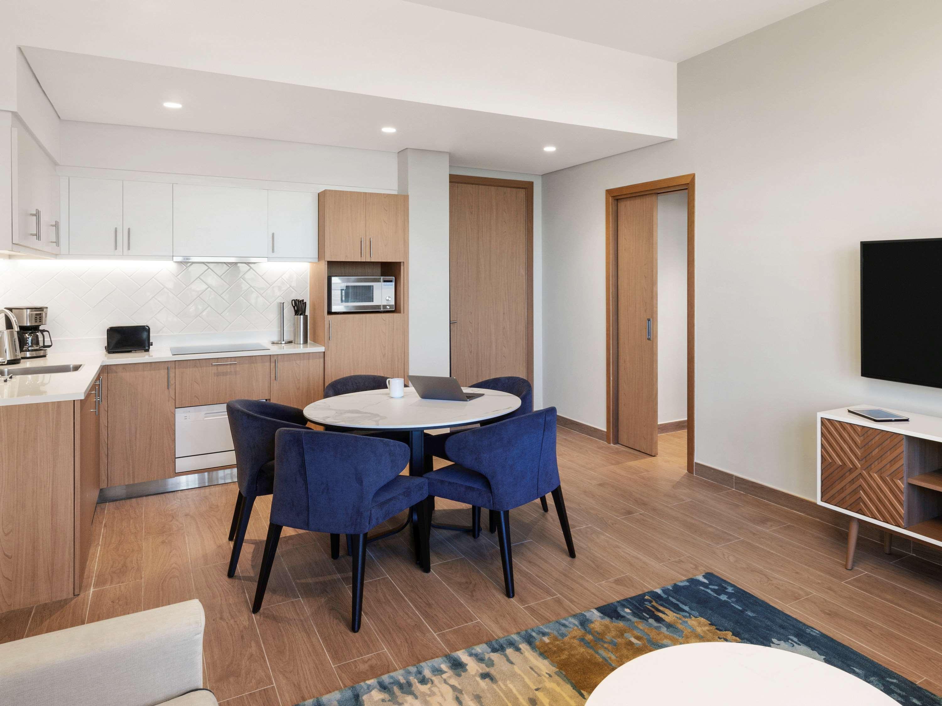 Aparthotel Adagio Dubai Deira Екстер'єр фото